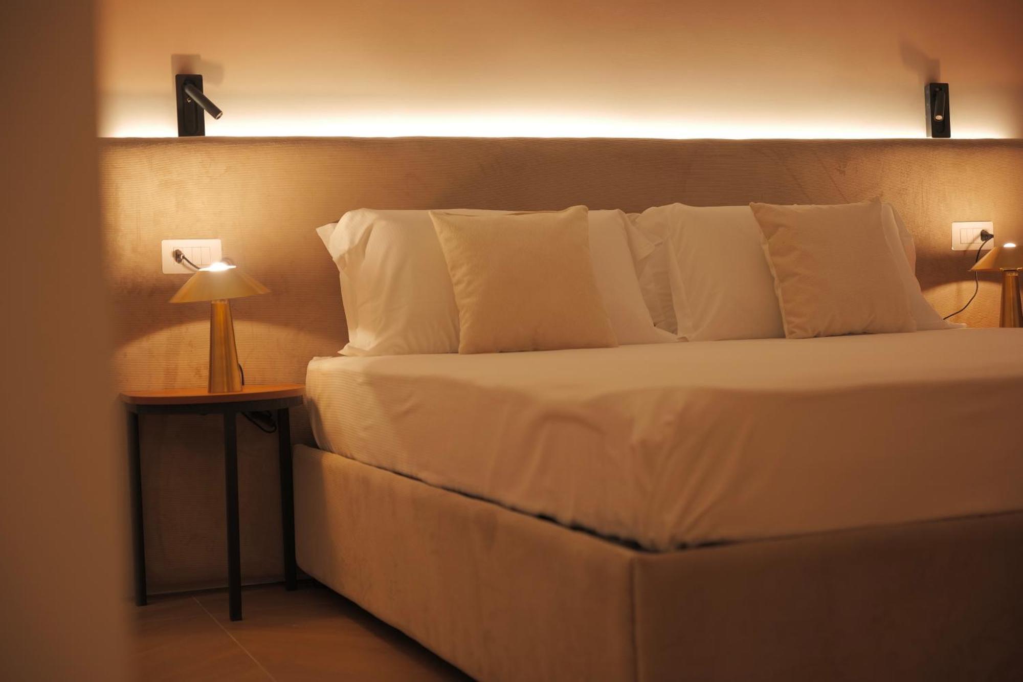 Toledo Luxury Rooms - Lr Collection ナポリ エクステリア 写真