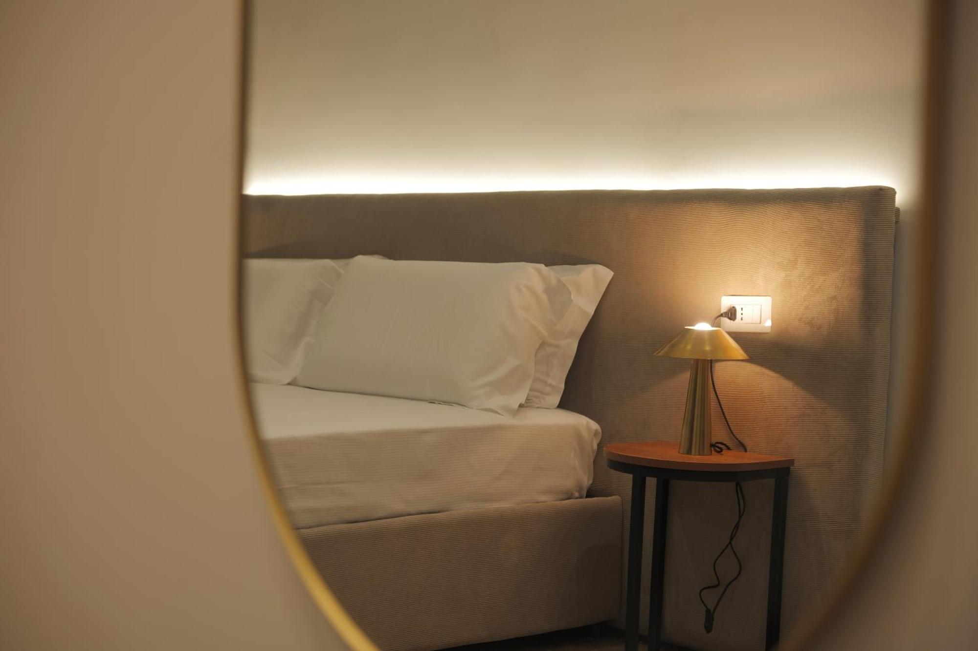Toledo Luxury Rooms - Lr Collection ナポリ エクステリア 写真
