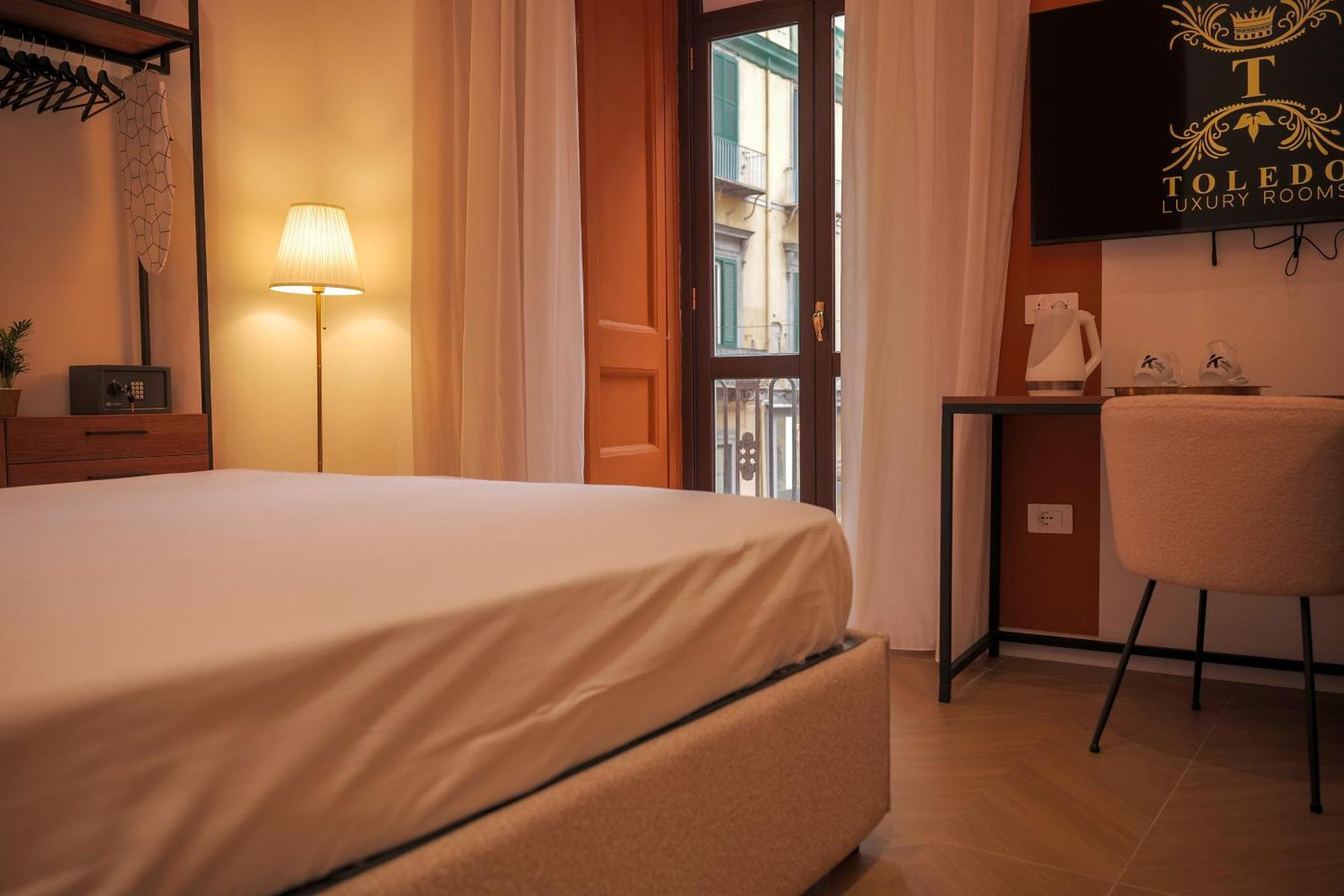 Toledo Luxury Rooms - Lr Collection ナポリ エクステリア 写真