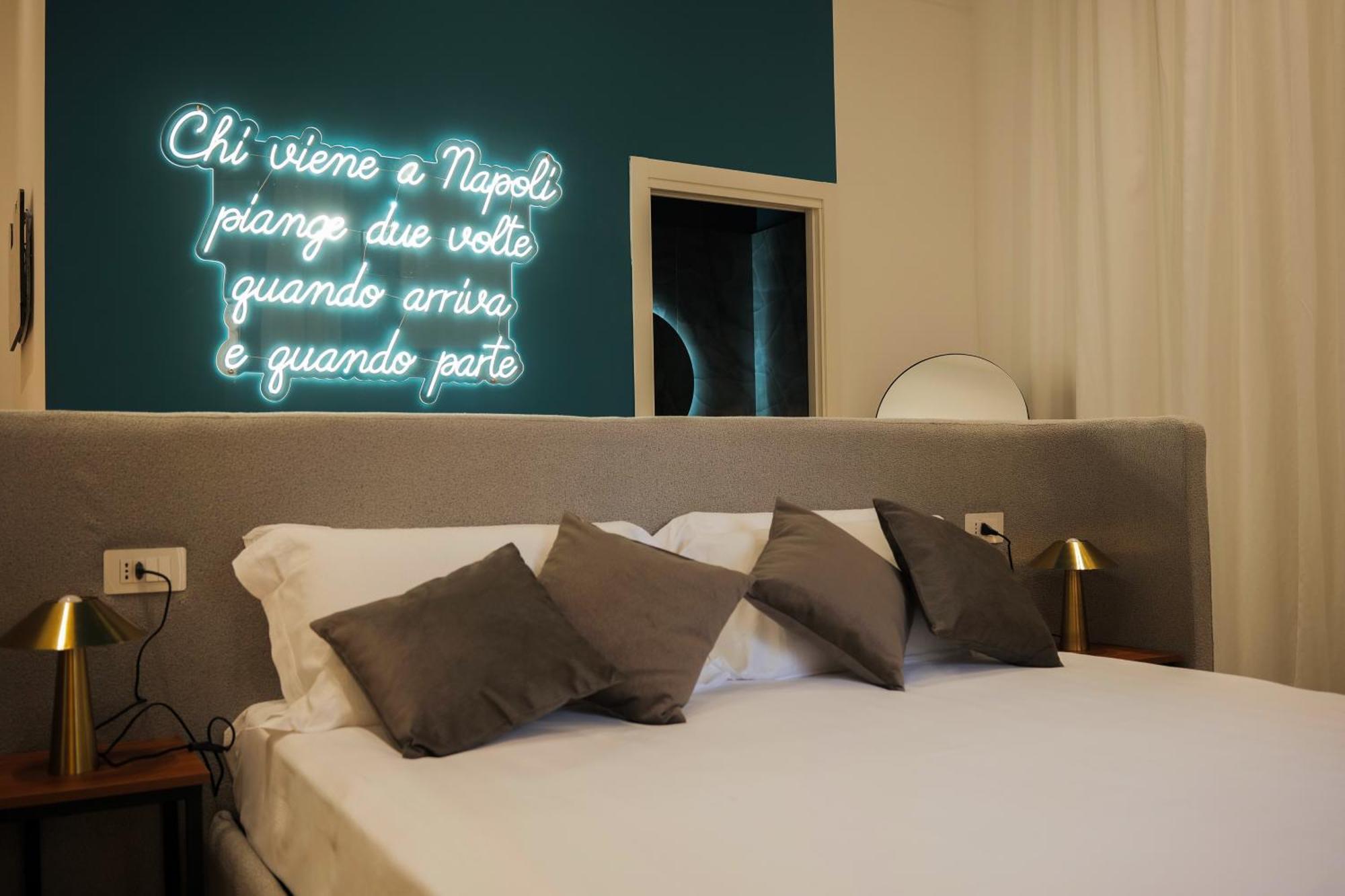 Toledo Luxury Rooms - Lr Collection ナポリ エクステリア 写真