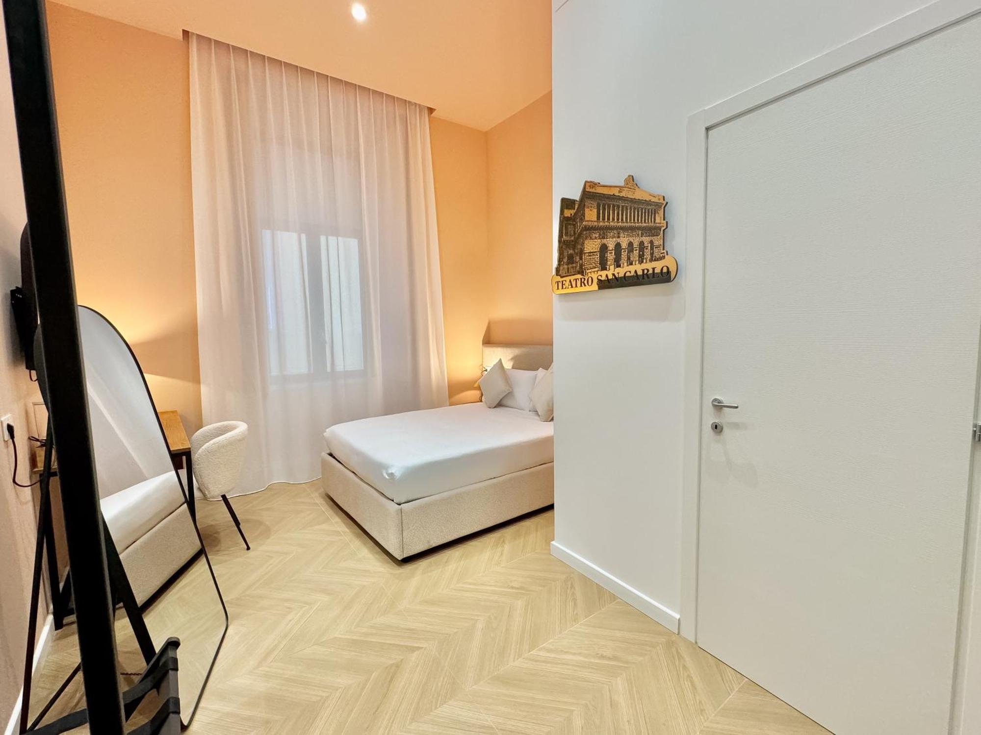 Toledo Luxury Rooms - Lr Collection ナポリ エクステリア 写真